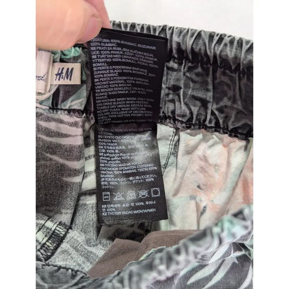 L.O.G.G. H&M Mens Small S Black Tropical Hawaiian Floral Drawstring Shorts Beach